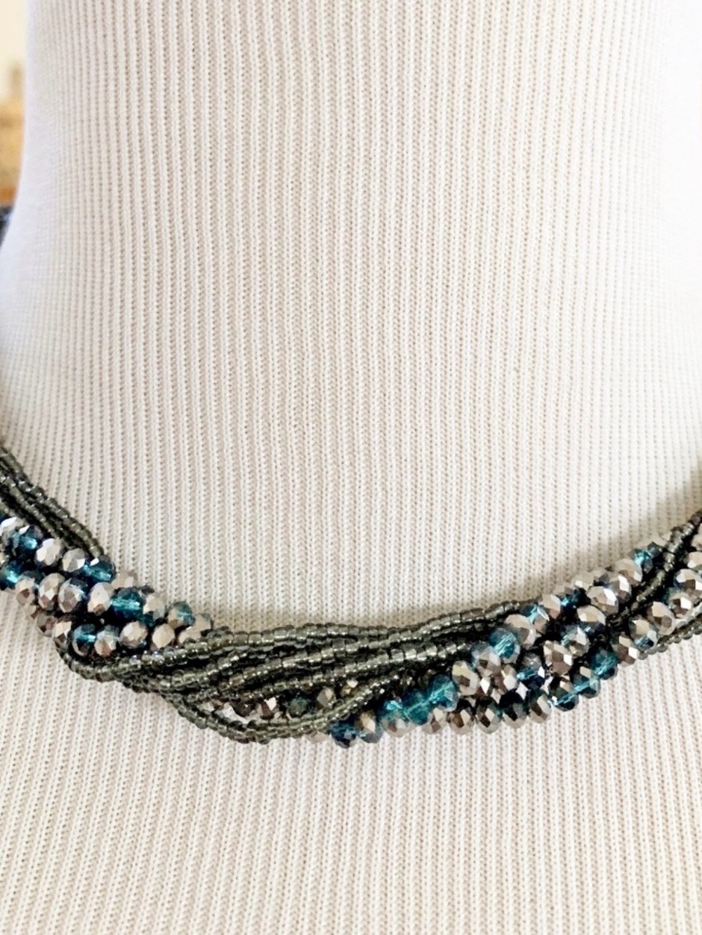Beaded necklace
